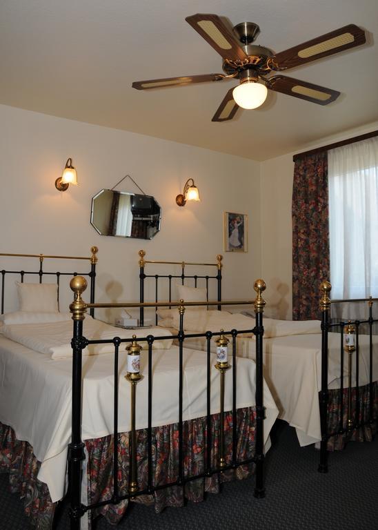 Hotel Admiral Wiesbaden Cameră foto
