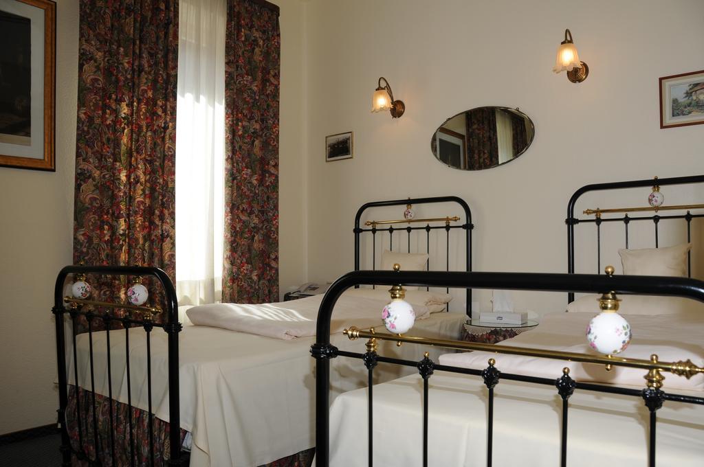 Hotel Admiral Wiesbaden Cameră foto